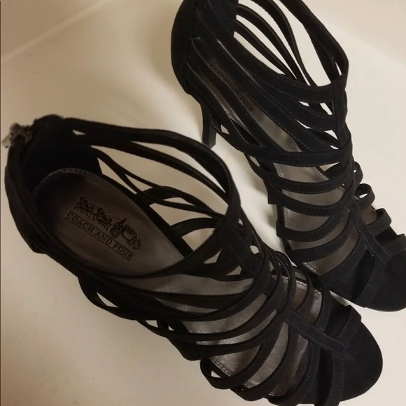 Kitten Coach Heels - Picture 8 of 8